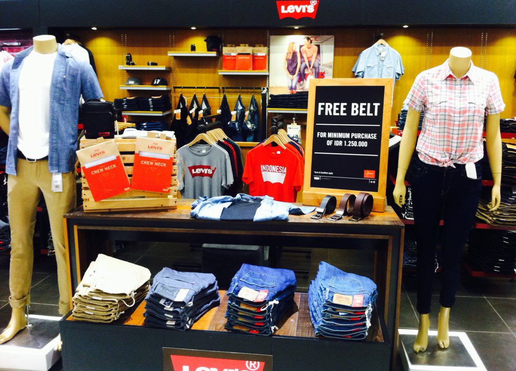 FREE BELT for minimum purchase IDR 1.250.000. " COME AND JOIN " #Levi'sID#Centro#SummareconMallSerpong