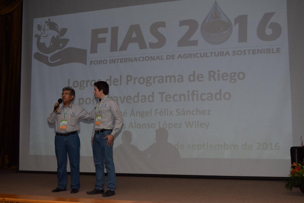 FIAS2017's tweet photo. #FIAS2016
El Ing. José Ángel Félix Sánchez nos ilustra con el tema "Logros obtenidos del programa de Riego por Gravedad Tecnificado". https://t.co/C8mshiAjX5