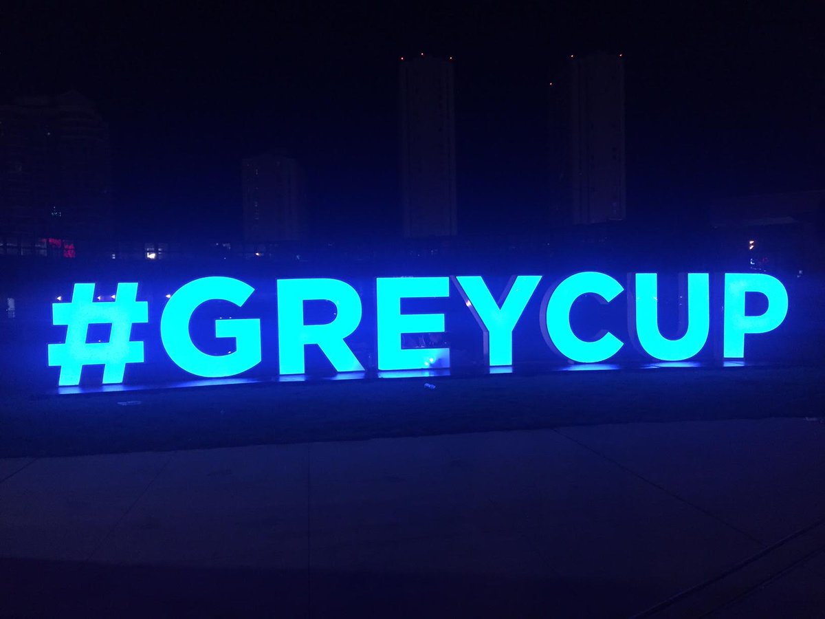 GreyCupFestival's tweet photo. The #GreyCup sign is now LIVE for @GreyCupFestival at Roundhouse Park! Tweet out your fave team's hashtag to make it light up #Toronto #CFL https://t.co/zZpEJJTeid