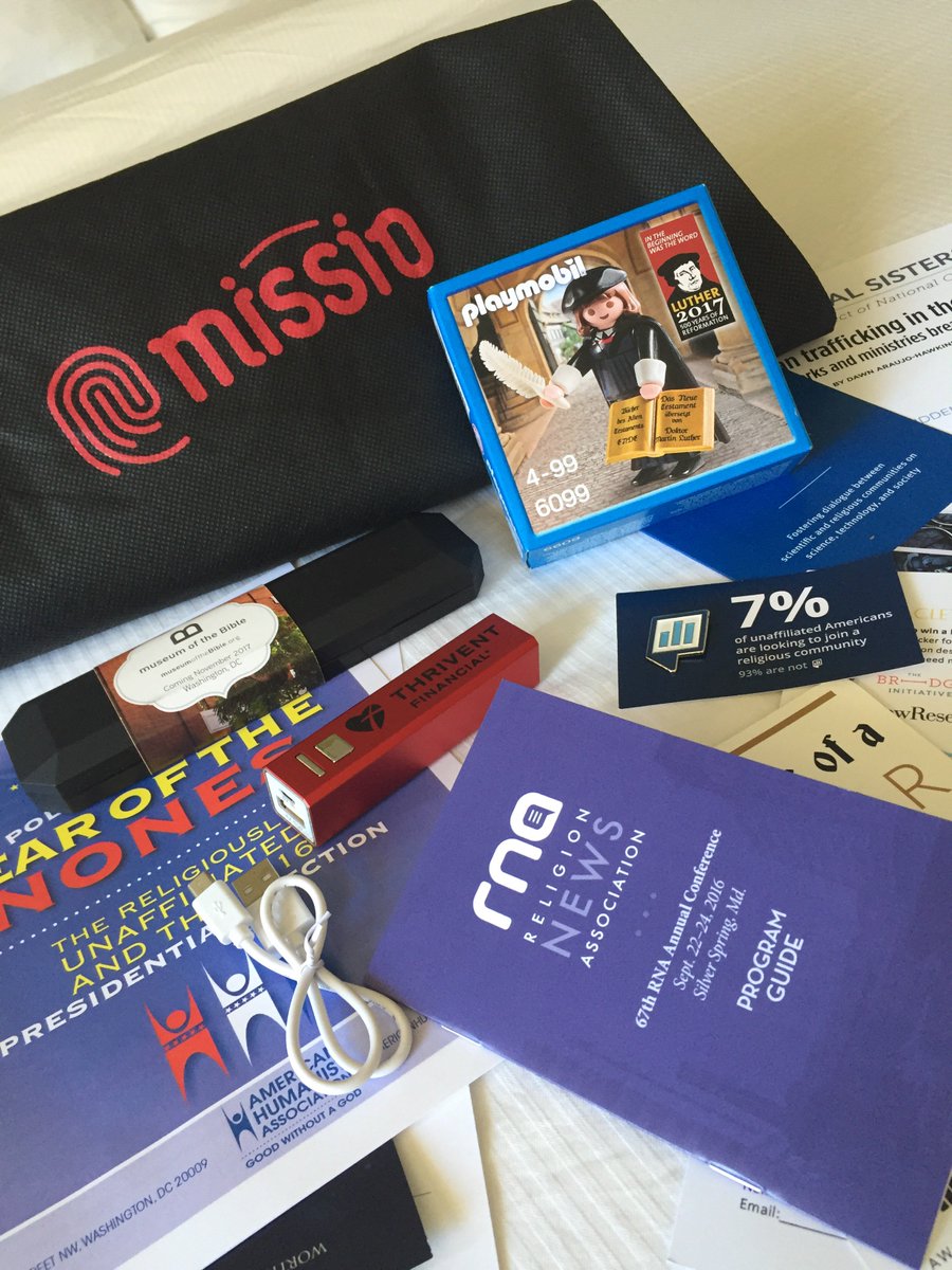 crystalcaviness's tweet photo. Arrived @ReligionReport #RNA2016 #funswag https://t.co/YvBNzGBlfi