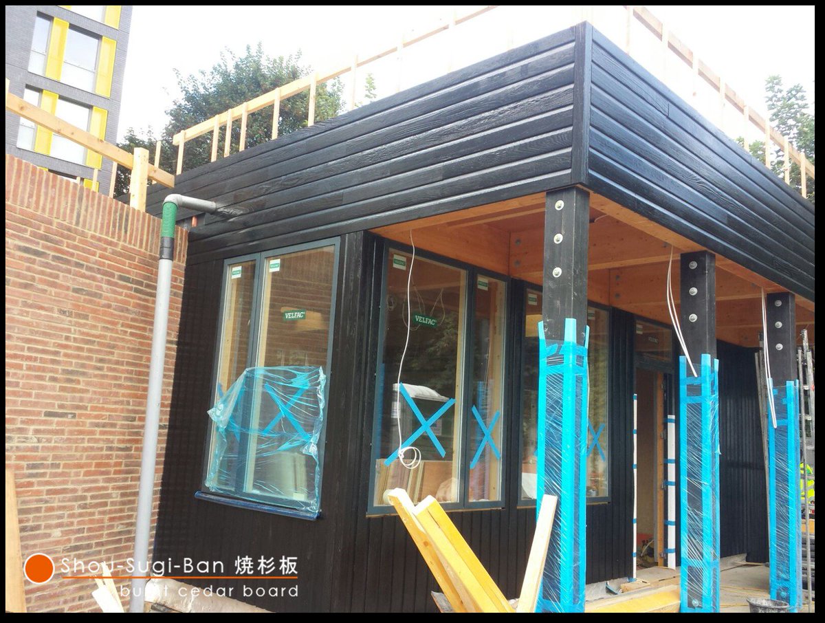 ShouSugiBan's tweet photo. Its not quite finish but I couldn't resist...
#shousugiban #charredcladding #burntimber #lewisham #london #madeintheuk @luxurymaterials https://t.co/8aiwH1CNkL