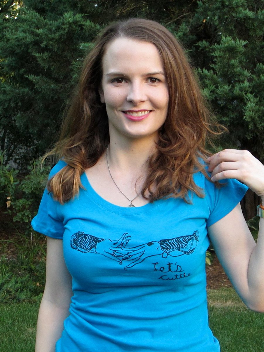 FraggsAndFriggs's tweet photo. Science Gift Shirt for Women - Cuddling Cuttlefish - Let's… https://t.co/E7vtSEy4PE #FragglesAndFriggles #LetsCuttle https://t.co/GNgmzvF2oD