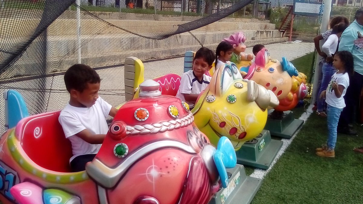 CDPuertoCabello's tweet photo. #PlanVacacional2016 @AlcaldiaPC 

Parte de las actividades recreativas en nuestra sede. https://t.co/JNkQX6vzlw