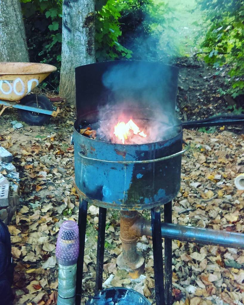 realWillWillens's tweet image. The forge 
#forgelife #forgedinfuckinfire #badassery #hammertime #blademaking