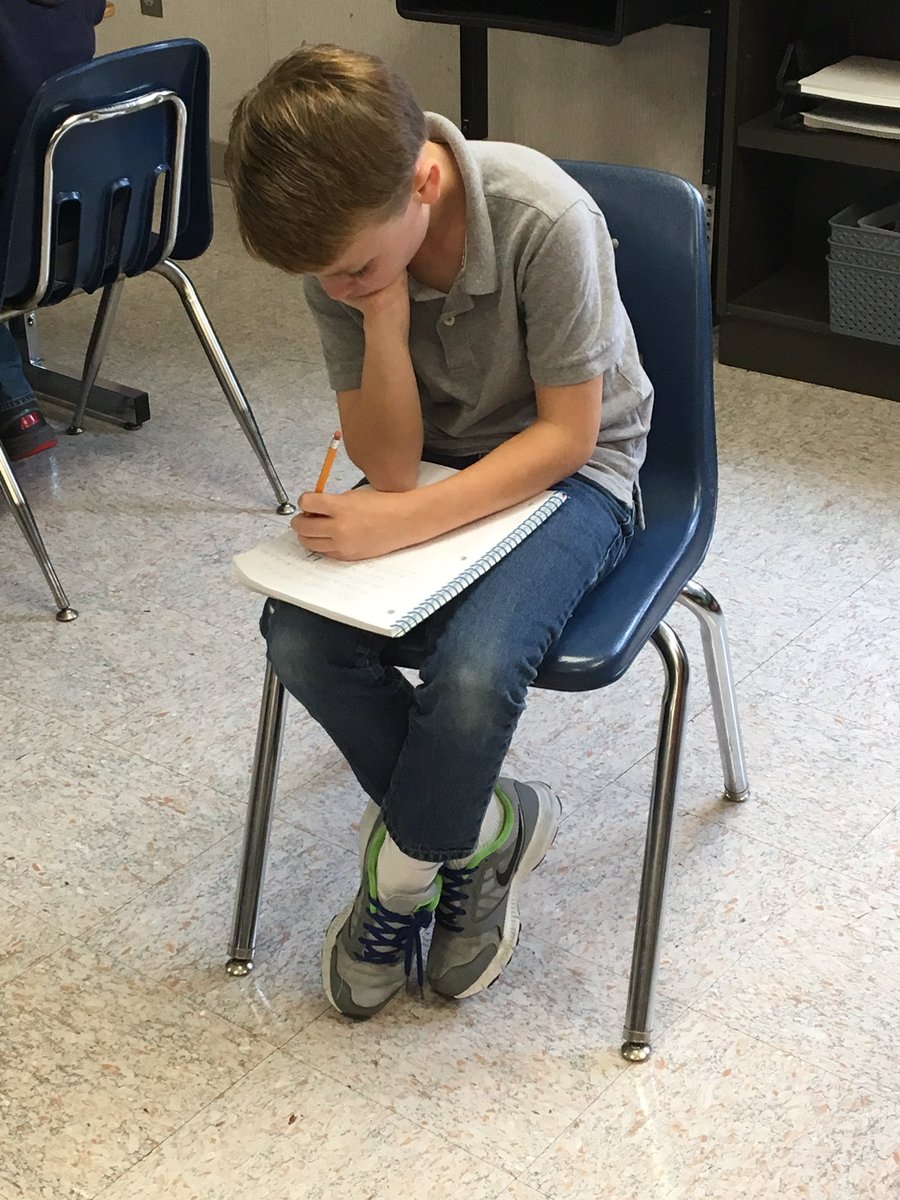 Falcons_Davis's tweet photo. Wonderful day of working on writing. @ForestdaleES https://t.co/InauwOd8UF