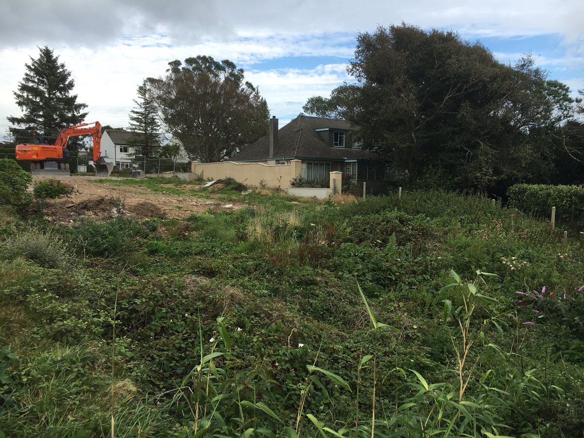 astoncpm's tweet photo. Underway with the #groundworks at our latest project #new build #cornwallbuilder #dreamhome #staustell https://t.co/YkRFX5ndqo