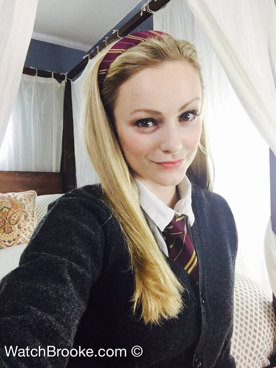 Brooke Marie (BrookeMarieCam) Twitter