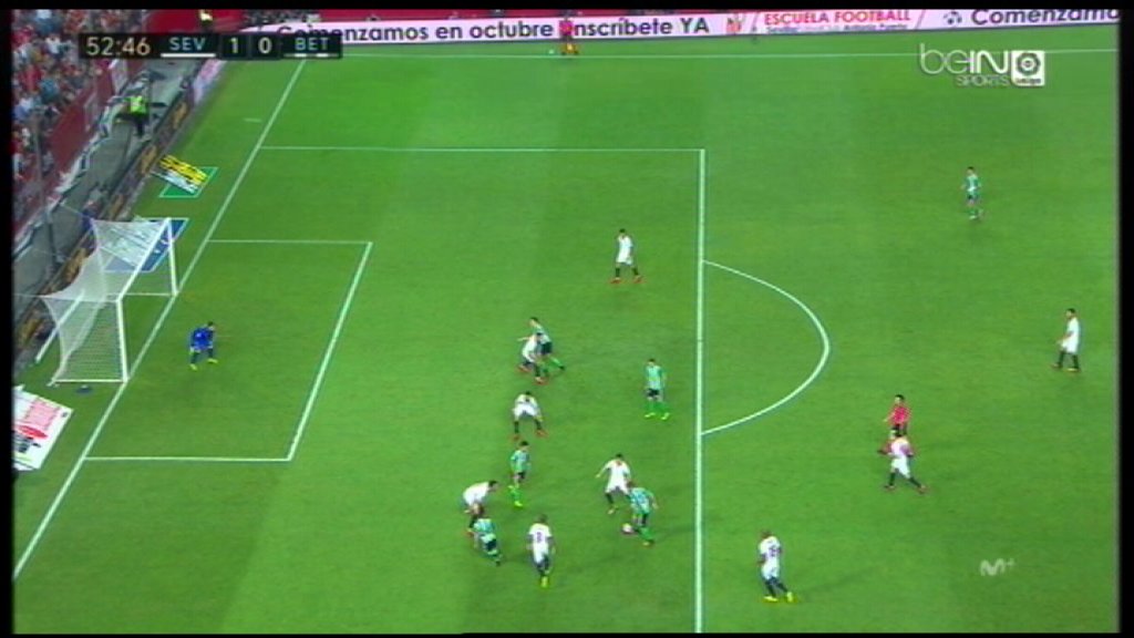 marca's tweet photo. Andújar Oliver: "El gol anulado al Betis es legal: ni Rubén Castro ni Alegría están en fuera de juego" https://t.co/B3kTqmAsei #LaPolémica https://t.co/0MiVNuSbH9