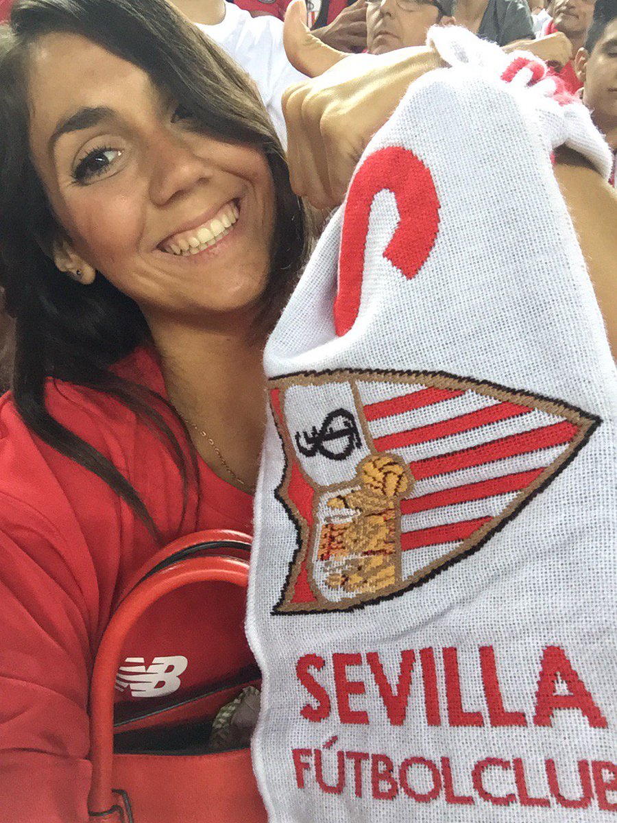 belenthoven's tweet photo. #MiSelfieEnNervion @ZTE_es Vamos!!!! https://t.co/jZ2c1VeL7t