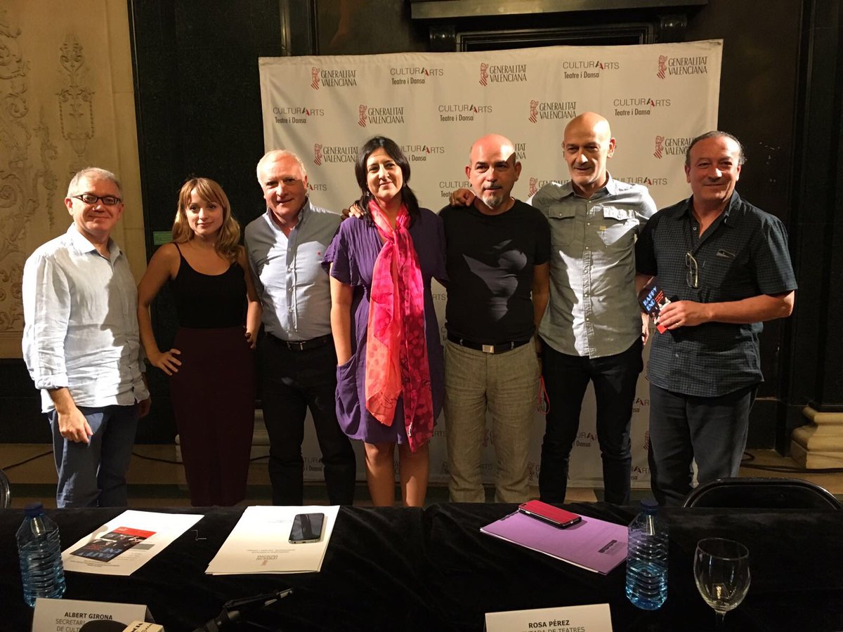 GVAivc's tweet photo. Presentada la programació de Teatre i Dansa de l'IVC https://t.co/QNkLZDX56C https://t.co/o6n8hSLY91