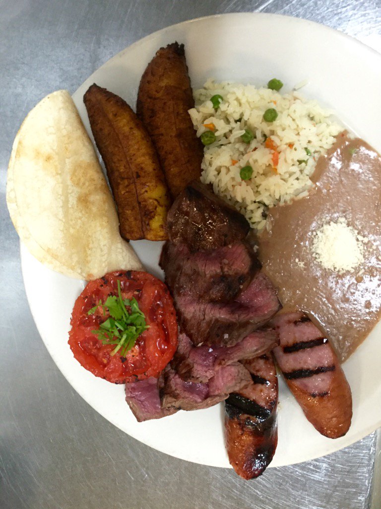 Sir Edmund Halley's tweet media