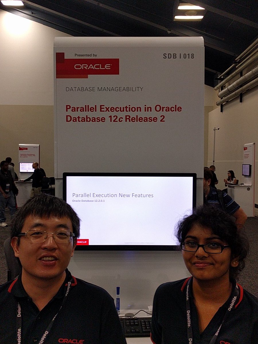 #oow16 demogrounds now #open #parallelexecution dev team ready for great #conversations and questions - SDB-018