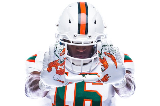 BR_CFB's tweet photo. Miami Hurricanes honor their storied past with new "Legends of the U” uniforms https://t.co/KhYypiVsAn https://t.co/nMzsGgrpO4