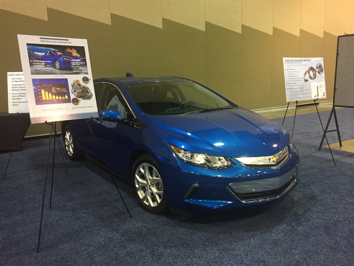 IEEEPELS's tweet photo. Checking out the poster session and exhibit hall at #ECCE2016 stop by booth 623 https://t.co/5941cLDohr
