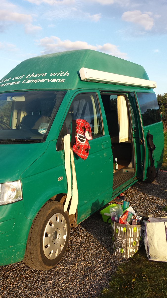 RunTomRun2016's tweet image. Airing the pants and bandages before the 30miles tomorrow. #lejog #ultramarathon