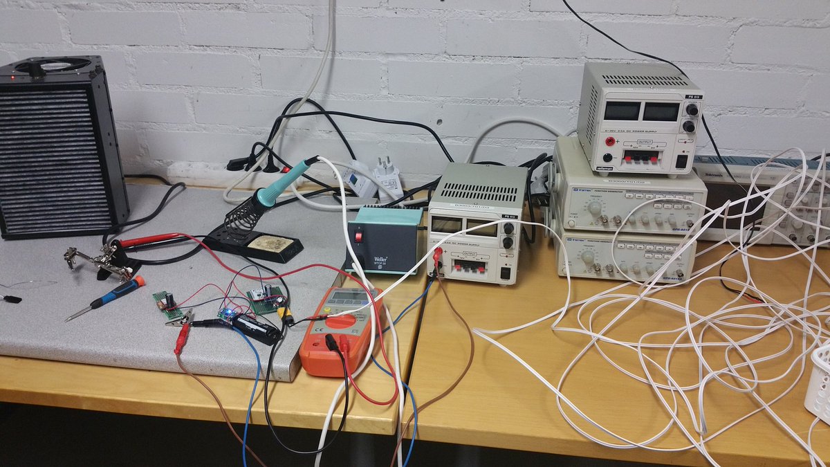 Tällaista hässäkkää... Mitäs ensi viikolla? #avoimetovet tiistaisin 17:00 -> @ Kotkankallionkatu 3 #Kuopio #Hacklab