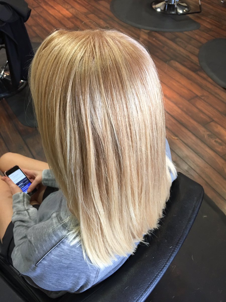 tulsahairco's tweet photo. Shelby is a superstar stylist! Blonde bombshell!! #goblondeorgohome #tulsahair https://t.co/CkZS6nf69d
