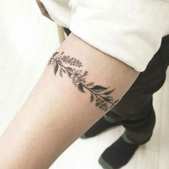 Girlstattoos tweet media