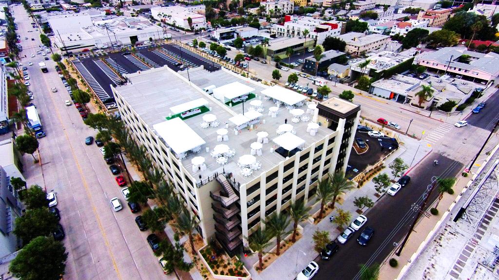 TelevisionCentr's tweet photo. A bird’s eye view… With tons of easy parking come and visit the Television Center! #hollywood https://t.co/cpxLS0L9e8