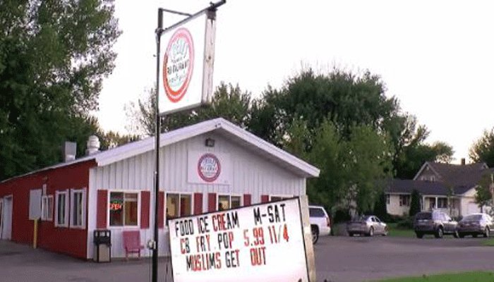 Treats Family Restaurant near St. Cloud ‘Muslims Get Out’ sign