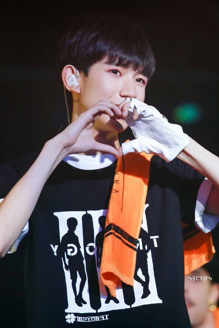 SHIINKOKO's tweet photo. Roy wang😬 https://t.co/IM1PKR2pgT