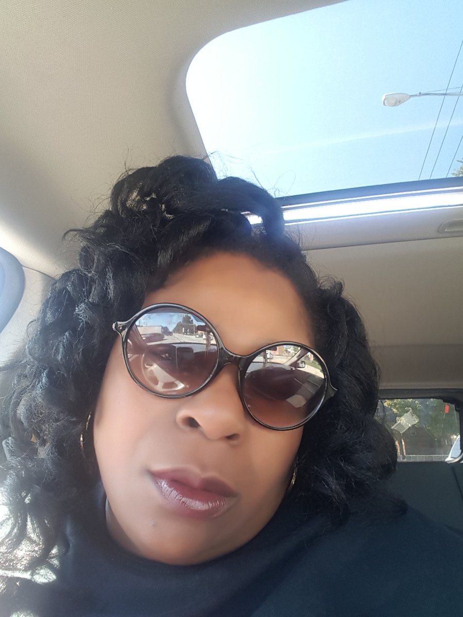 SamariaRice's tweet photo. When do i stop crying.... https://t.co/iVD4lFt7FZ