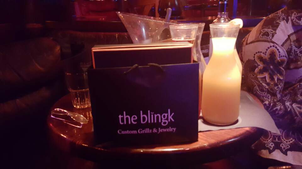 theblingk's tweet photo. At #bluemartini last night dj battle...the blingk sponsored djrskee...emcee... #sincity #vivalasvegas #Drinking ...thanks to @djrskee ... https://t.co/PVm2jFR5Uz