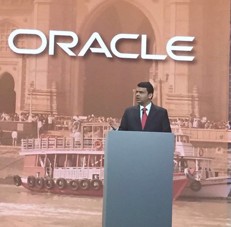 CMOMaharashtra's tweet photo. I'm here to find solutions. By 2020 we have to put Govt processes on auto pilot mode for max efficiency &amp; transparency: CM at #oow16 https://t.co/zSAeWWPUNN