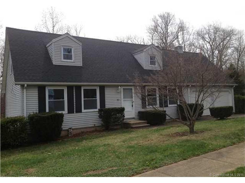 InnovProp's tweet image. OPEN HOUSE THIS SUNDAY FROM 1PM TO 3PM! Come on down to 97 Timber Ridge Rd in Middletown. Call Innovative Properties at 860.635.7355