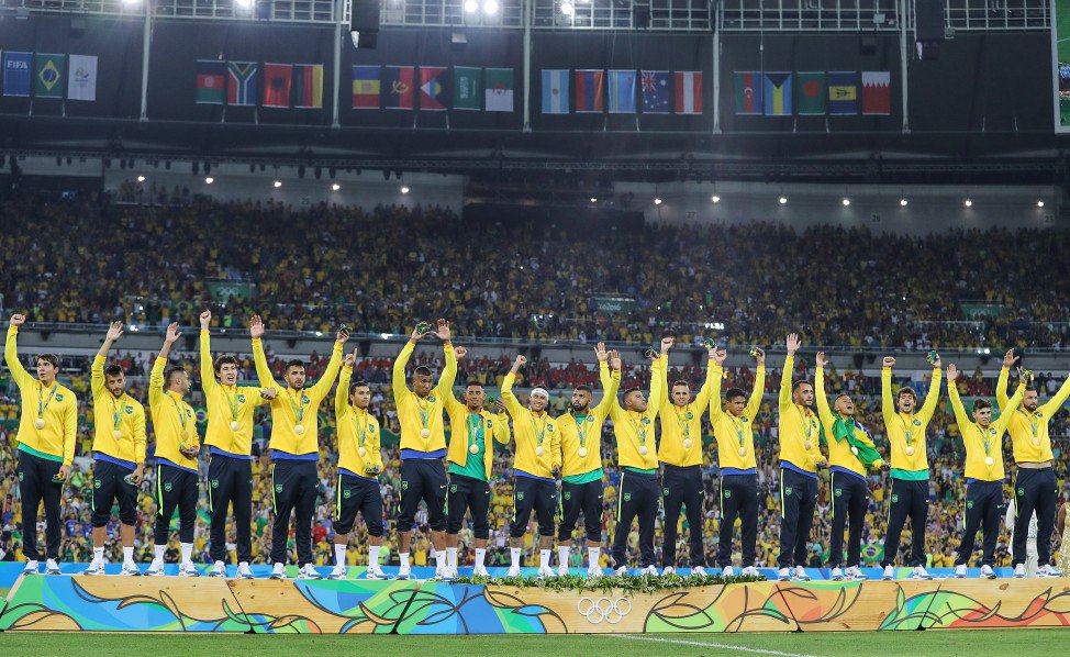 CBF_Futebol's tweet photo. Conquista do ouro olímpico completa um mês nesta terça. Parabéns a todos pela medalha! #SeleçãoOlímpica https://t.co/W8ZYZ3Mz3y