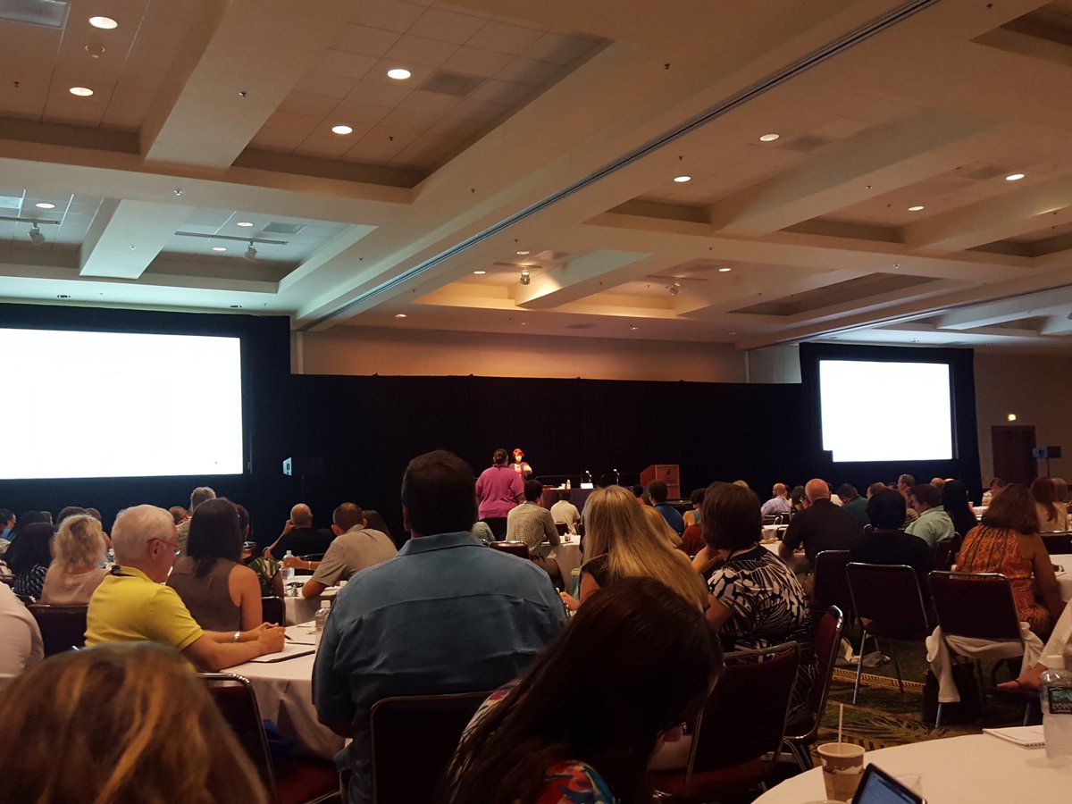 Mcfarlandjen's tweet photo. The "Take your career into your own hands" was an excellent session. Great interaction! #cpcu2016 https://t.co/ngLlQp51FK