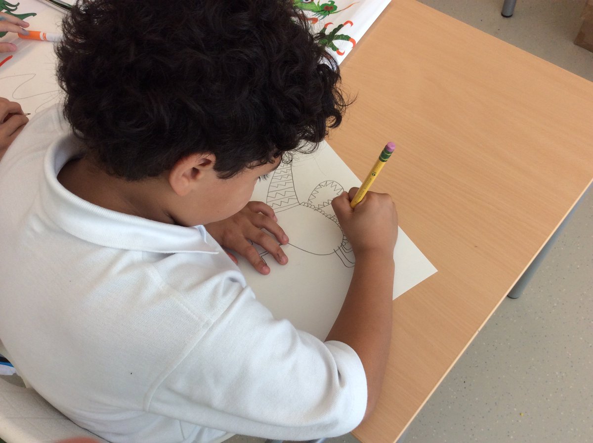 GemsChiArt's tweet image. What are the attributes of a @GWAcademyChi Dragon? @MsYooKyungShim #PYPIB #Schoolspirit #drawing