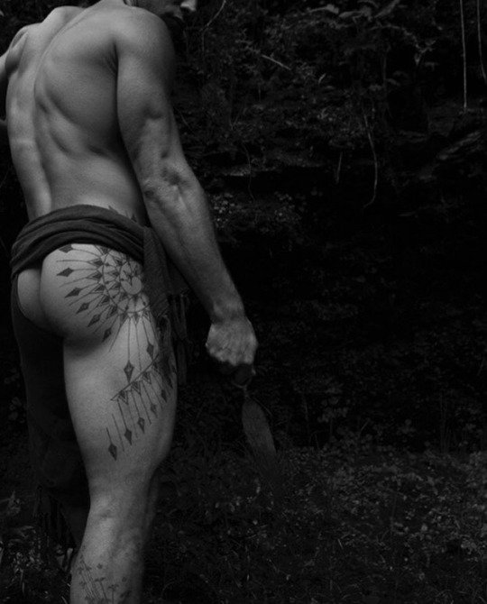 OpheliaDragons's tweet photo. Your friendly forest guide. I'd gladly follow him into the woods! https://t.co/CeGLFULPB6