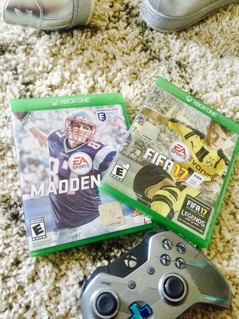 JHarden13's tweet image. I know what I'm doing today!!! Thanks for the games @EASPORTS #FIFA17 #Madden17