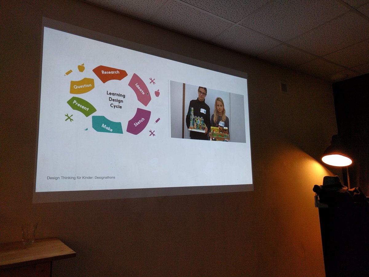gdgduesseldorf's tweet image. Now: @GiseleL talking educational technology and designathons for children - #gdgdus September event!