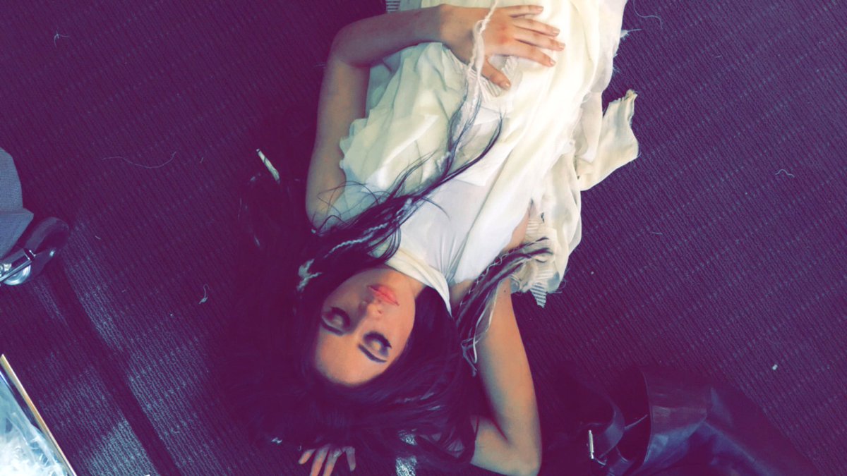 Camila_Cabello's tweet image. behind the scenes of that's my girl, put the post world apocalypse girl zombie warrior vibes on pause to take a nap