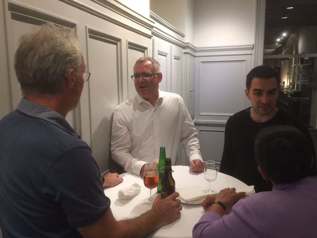 Swissintell's tweet photo. #Networking and finger-food after #brainfood in part 1 of the evening. #swissintell https://t.co/bTlAP70Ozk