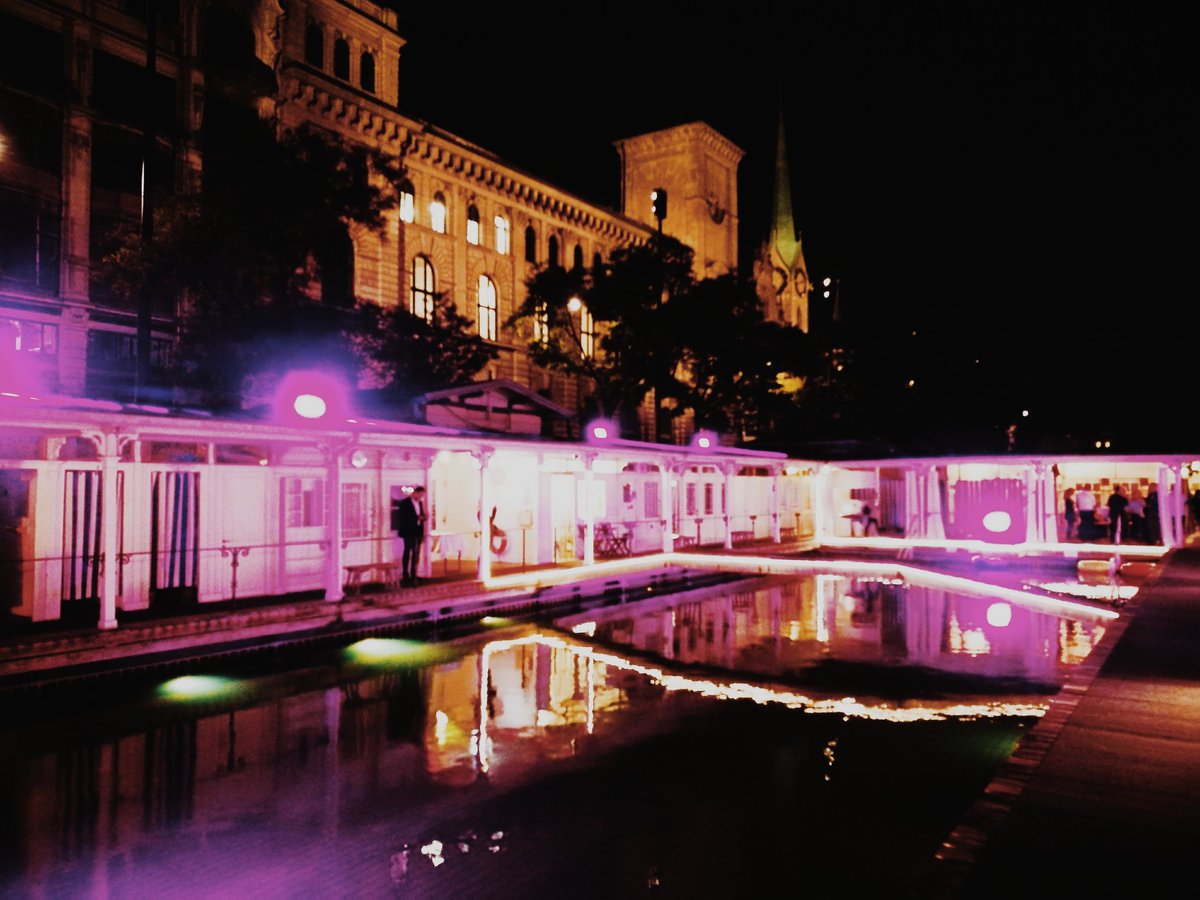 Am <a href="/yourposition/">Yourposition (part of Dept)</a> Event an der BarFussBar