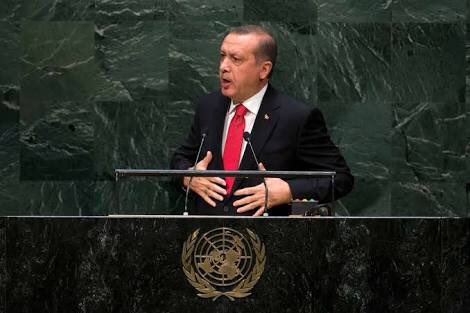 turanbulent's tweet photo. Sadece @RT_Erdogan dünya mazlumlarının sesi olarak BM'de "Dünya 5'ten Büyüktür"deyip mevcut sisteme meydan okudu #ErdoganVoiceofTheOppressed https://t.co/i4ToI5GT1c