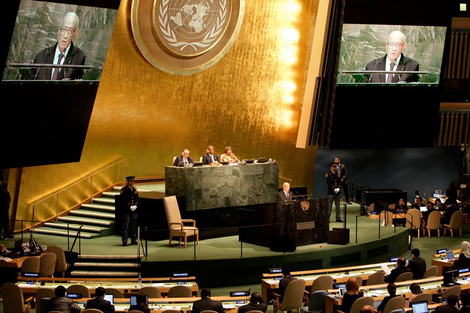 TnPresidency's tweet photo. رئيس الجمهورية يلقي كلمة #تونس في إفتتاح أشغال الدورة 71 للجمعيّة العامة للأمم المتحدّة بنيويورك
#TnPR #UNGA  #UNGA71 https://t.co/1jsb4IduLh