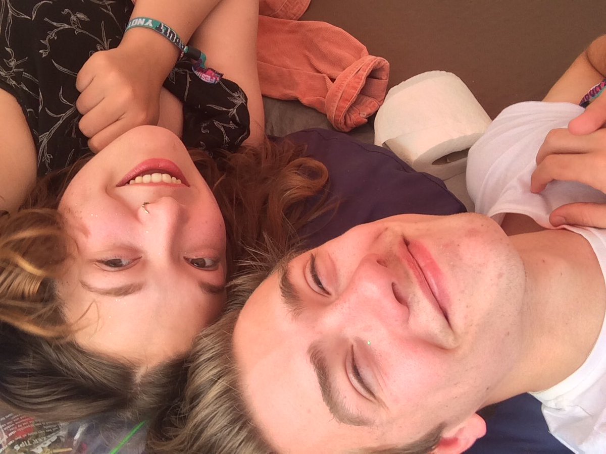 Jack_Thompson__'s tweet photo. @ciao_ella now you're 20 your memory might not quite be what it used to be. So here's some photos to jog your memory of all the sick times https://t.co/5g2fJ2rJQg