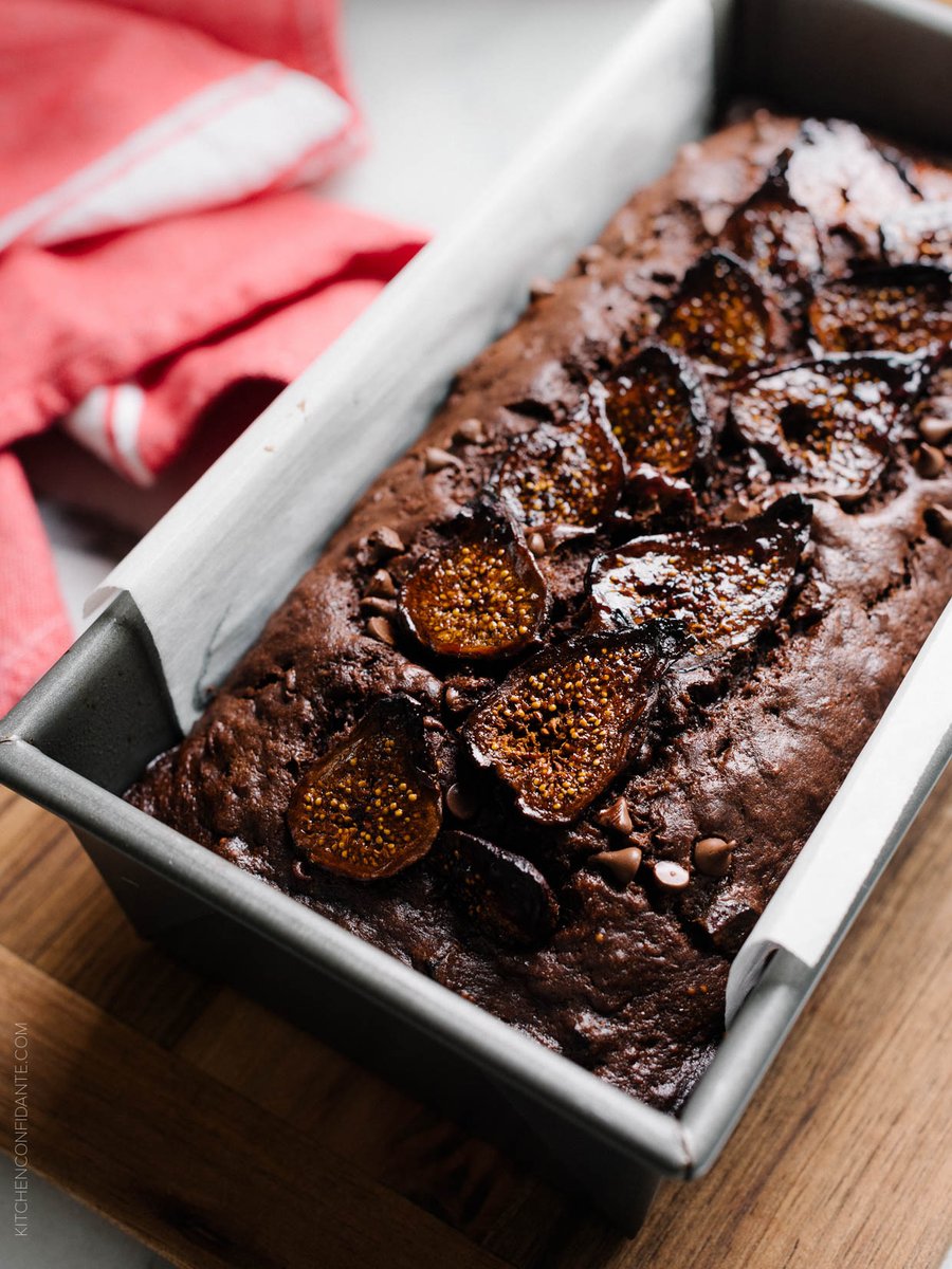 kitchconfidante's tweet photo. Chocolate Banana Fig Bread - because chocolate and figs are a perfect pair. https://t.co/ktnBePqZGW https://t.co/9EEH3UwzZg