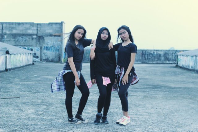 Langgeng terus untuk 3 gadis muda ini ya♥ welcome to our home