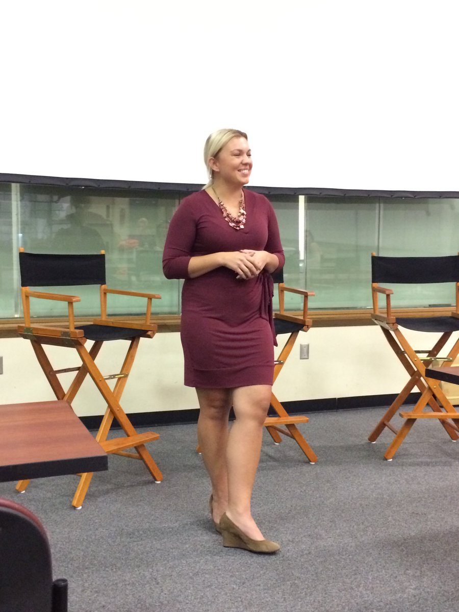 LoynoSCD's tweet photo. Today's guest speaker, Katy Sandusky gave great advice on how she got started in the sports and fashion industries. https://t.co/E5HpmOkU24