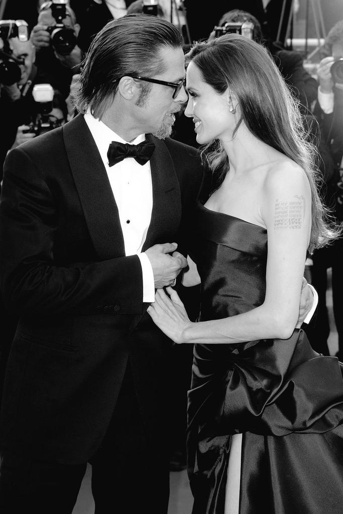 ReaIJhonathan's tweet photo. Si la relación entre Brad pitt y Angelina Jolíe acabó, que quedará para nosotros los mortales https://t.co/xmYmCdqtYI