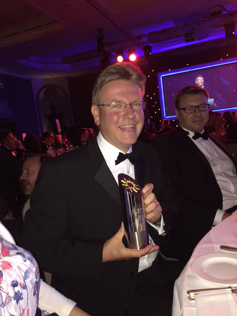 AXA Wealth tweet media