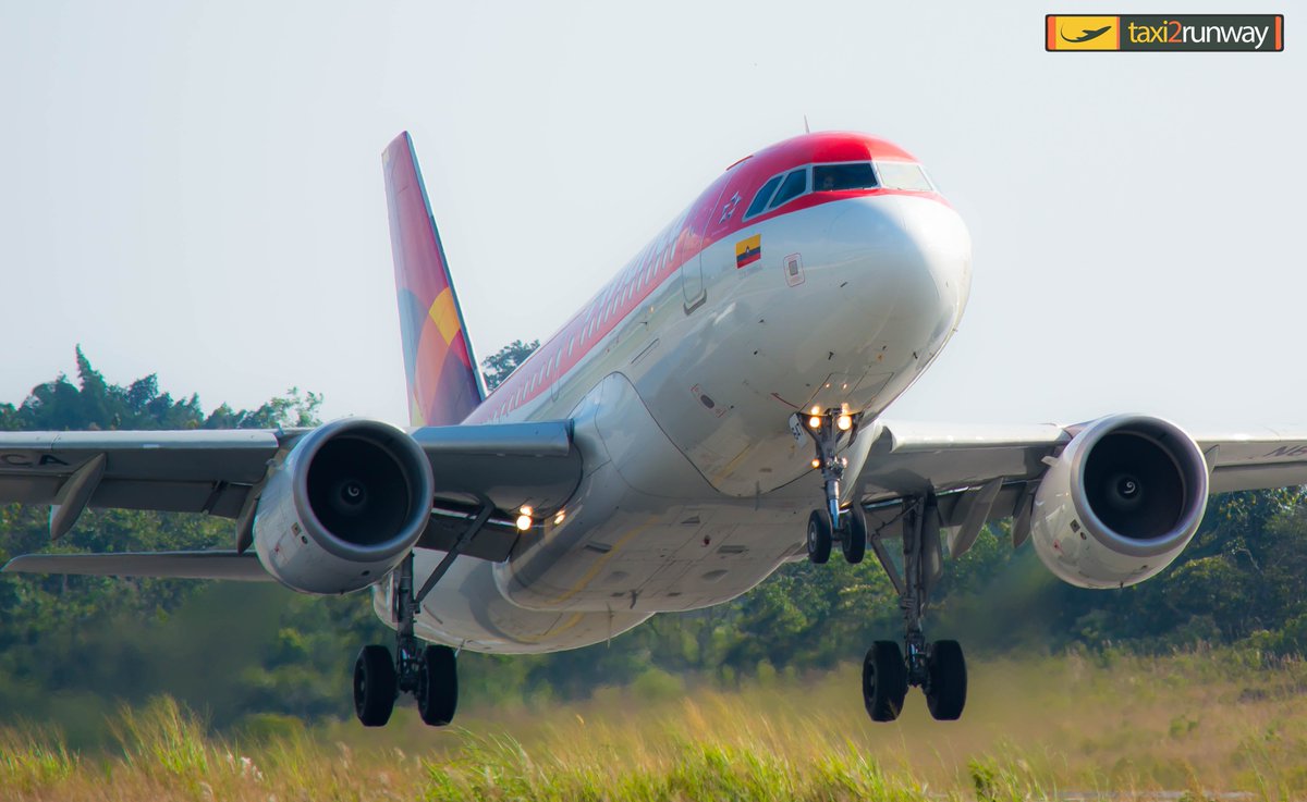 Taxi2Runway's tweet photo. @Airbus de @Avianca saliendo de @AIPalonegro @AIPalonegro https://t.co/OgcQuXLKYO
