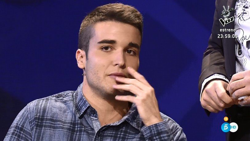 GHmomentazos's tweet photo. #Límite2GH17 "Me encanta cada minuto que mi hermano pasa con Adara porque es un minuto que no pasa con Álvaro". > https://t.co/XxKwmK9XcI https://t.co/z2uDUMZeH0