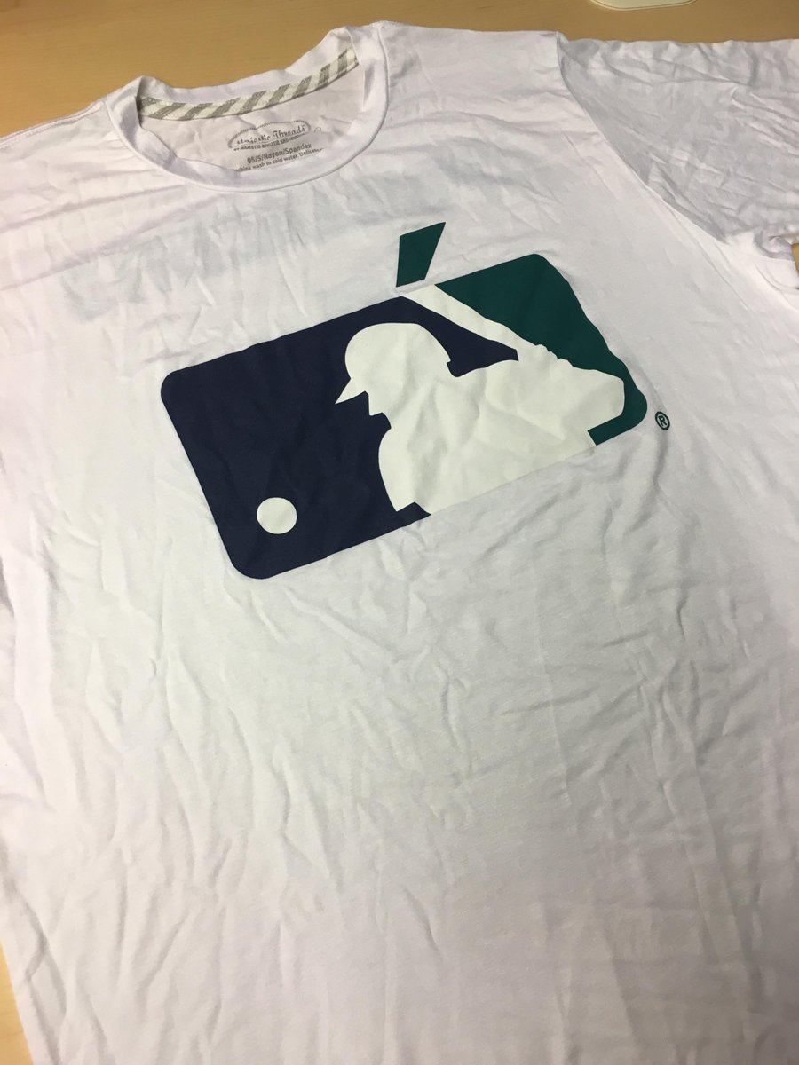 LosMarineros's tweet photo. ¿En qué fecha debutó @EdiDiaz44 en @LasMayores? Dale RT y contesta con #PonleAcento para ganarte esta camisa. #LosMarineros https://t.co/PdlKjDusUN