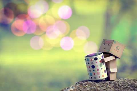 قنـاعةٌ ثّمَّ إبتسـامةٌ..لآ تحتـاجُ الحيـاة أكثـر من ذلك❤